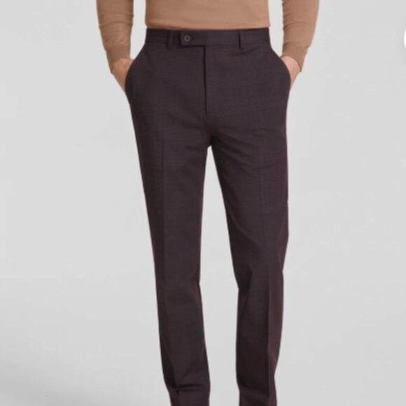 Calvin Klein Men's Slim-Fit Plaid Color Wine 40W x 32L NWT - Picture 1 of 1